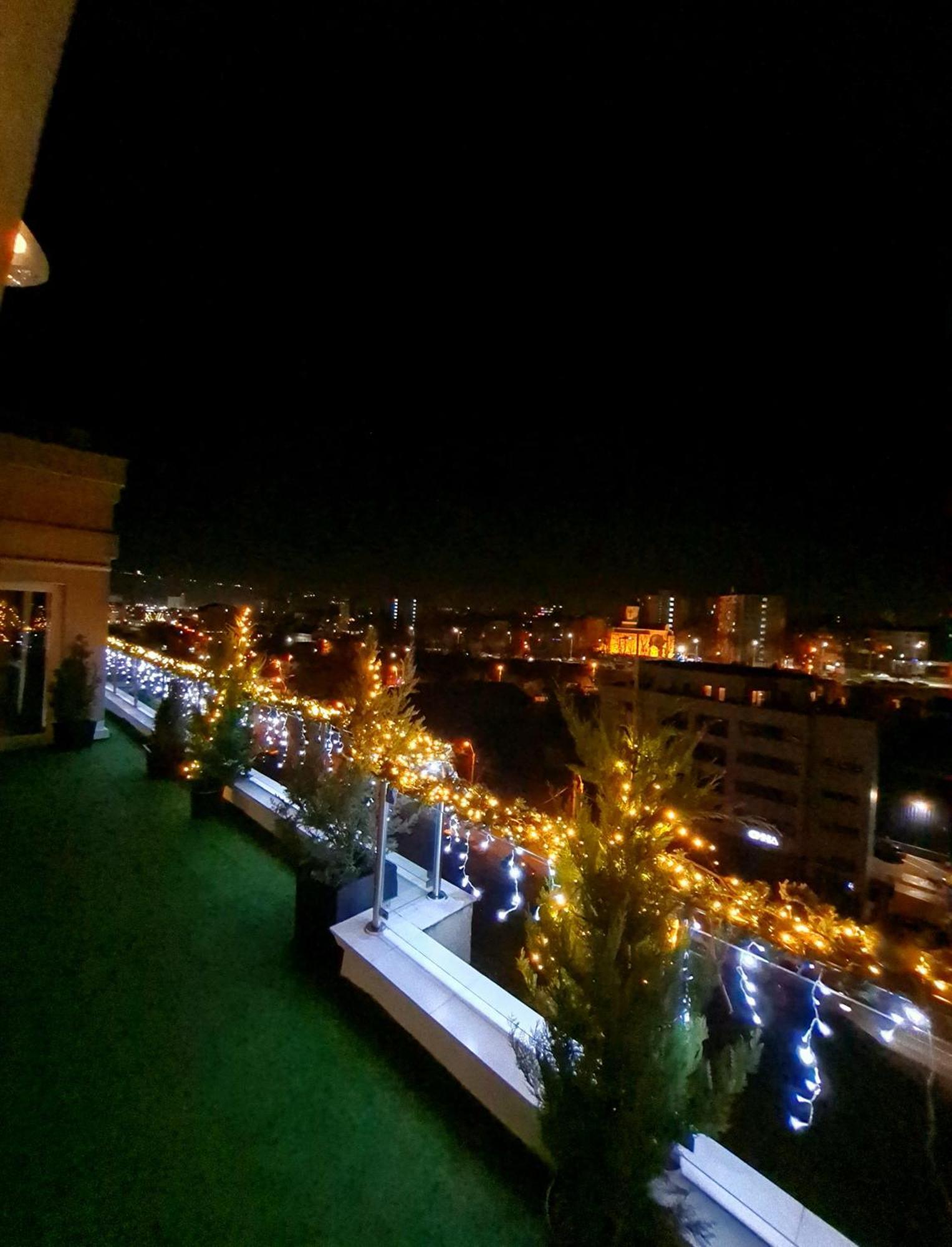 Penthouse View Aeroport Iasi Lejlighed Eksteriør billede